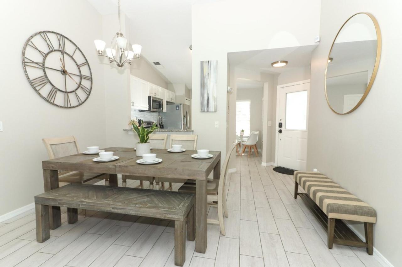 Lilys Stylish Villa Close To Disney Ideal For Long Stays Orlando Exterior photo