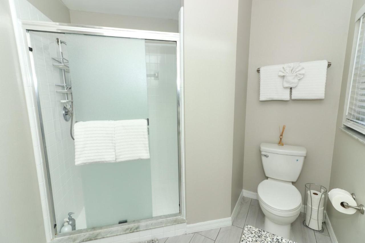 Lilys Stylish Villa Close To Disney Ideal For Long Stays Orlando Exterior photo